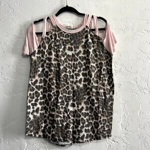 BiBi‎ cheetah print cut out t shirt size medium